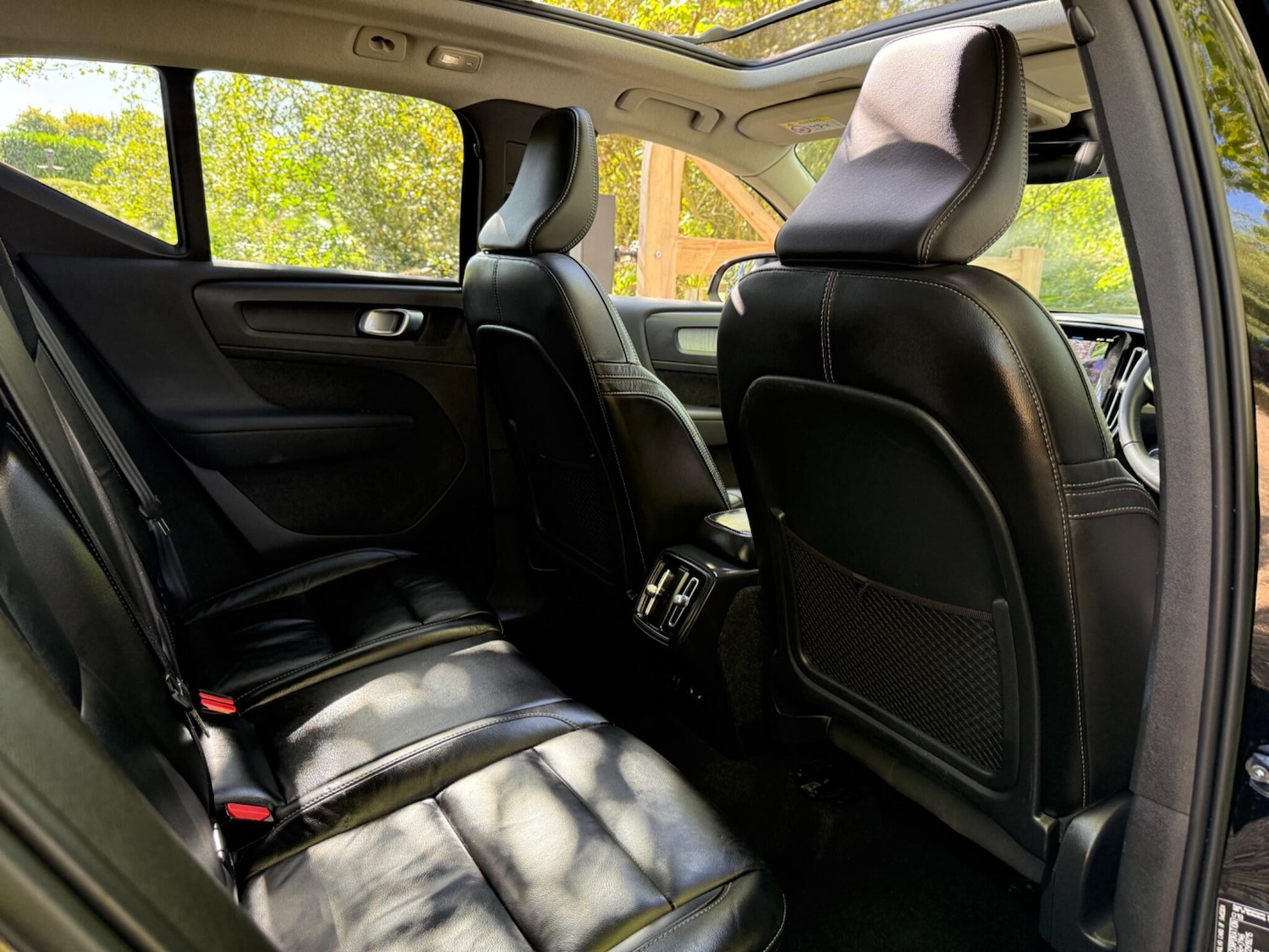 Used Volvo XC40 2022 for sale - 76002159: Photo 37