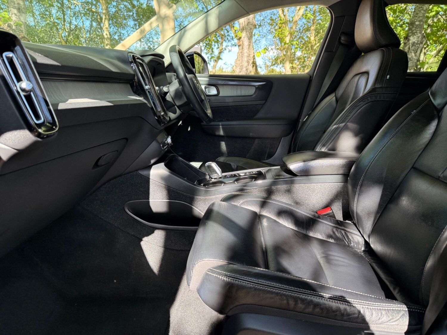 Used Volvo XC40 2022 for sale - 76002159: Photo 45