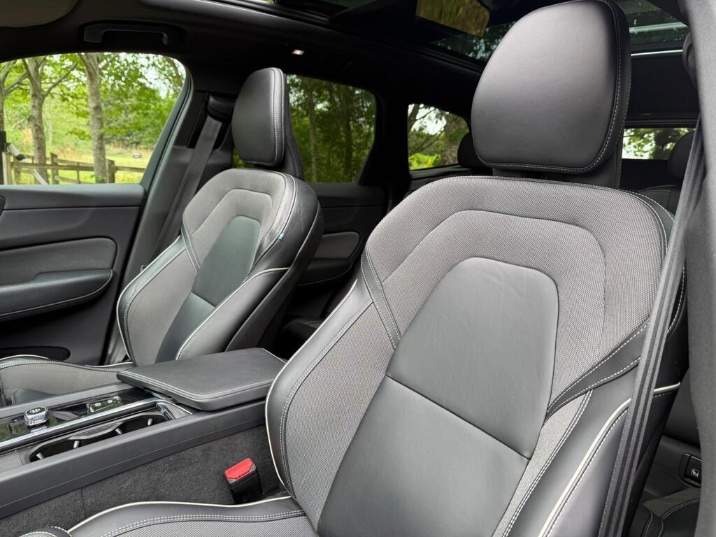Used Volvo XC60 2021 for sale - 76138124: Photo 17