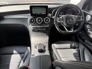 Used Mercedes-Benz GLC 2019 for sale - 79412877: Photo