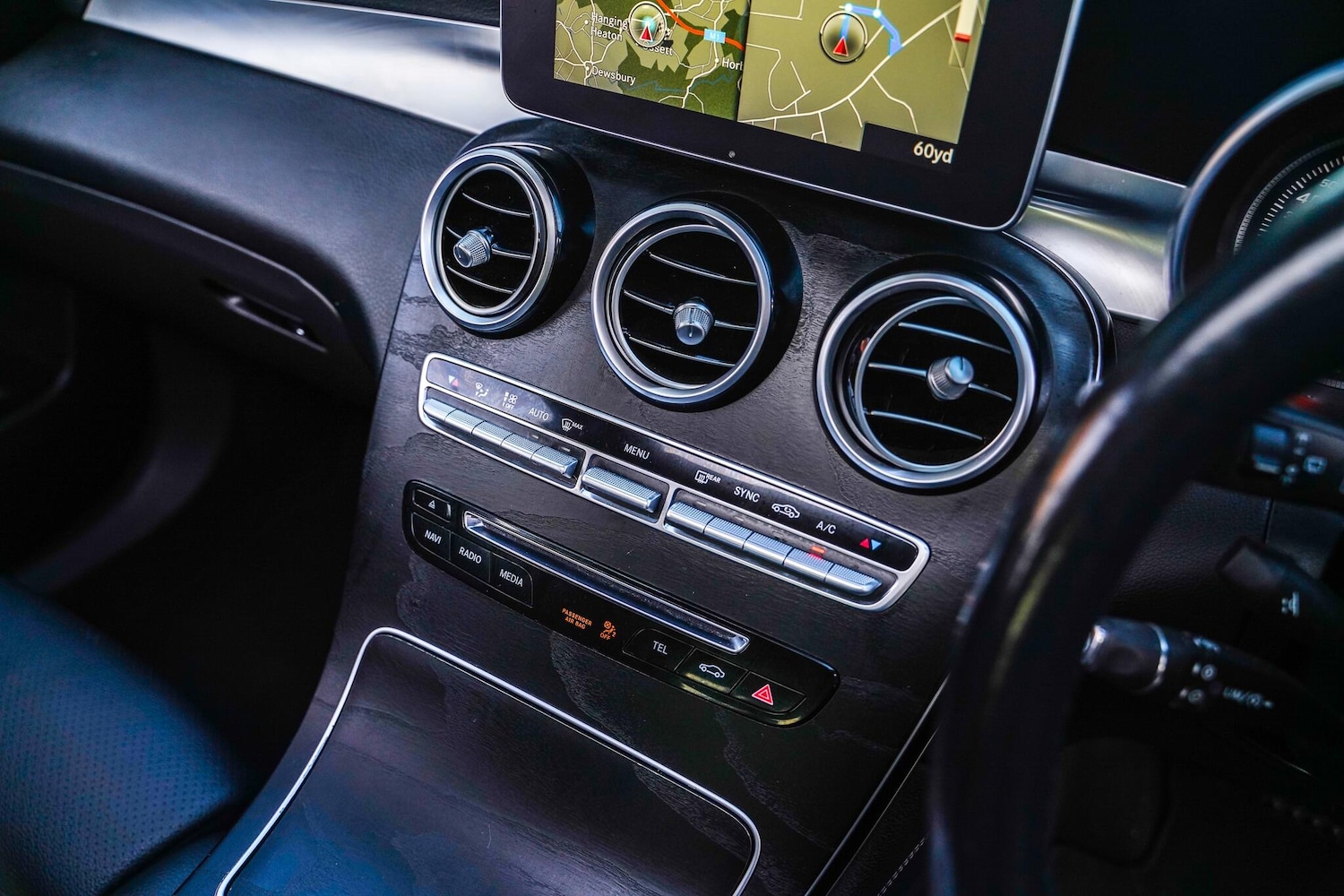 Used Mercedes-Benz GLC 2016 for sale - 77315149: Photo 32