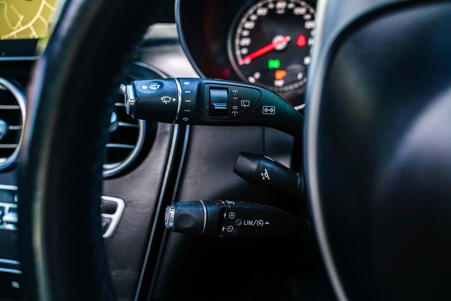 Used Mercedes-Benz GLC 2016 for sale - 77315149: Photo 33