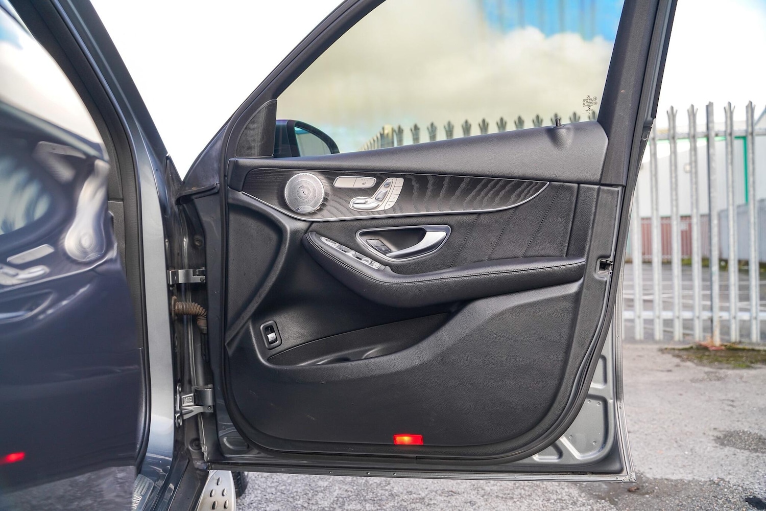 Used Mercedes-Benz GLC 2016 for sale - 77315149: Photo 34