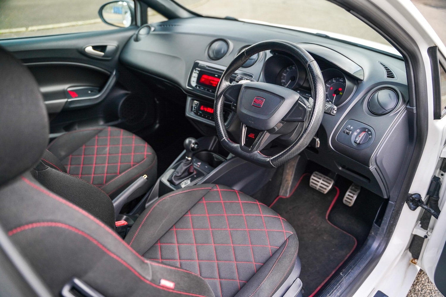 Used SEAT Ibiza 2011 for sale - 76521994: Photo 27