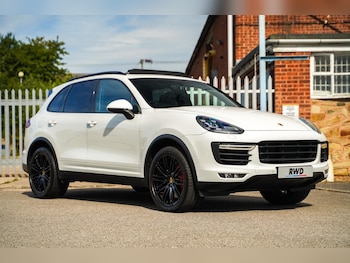 Used Porsche Cayenne 2015 for sale - 79508913: Photo