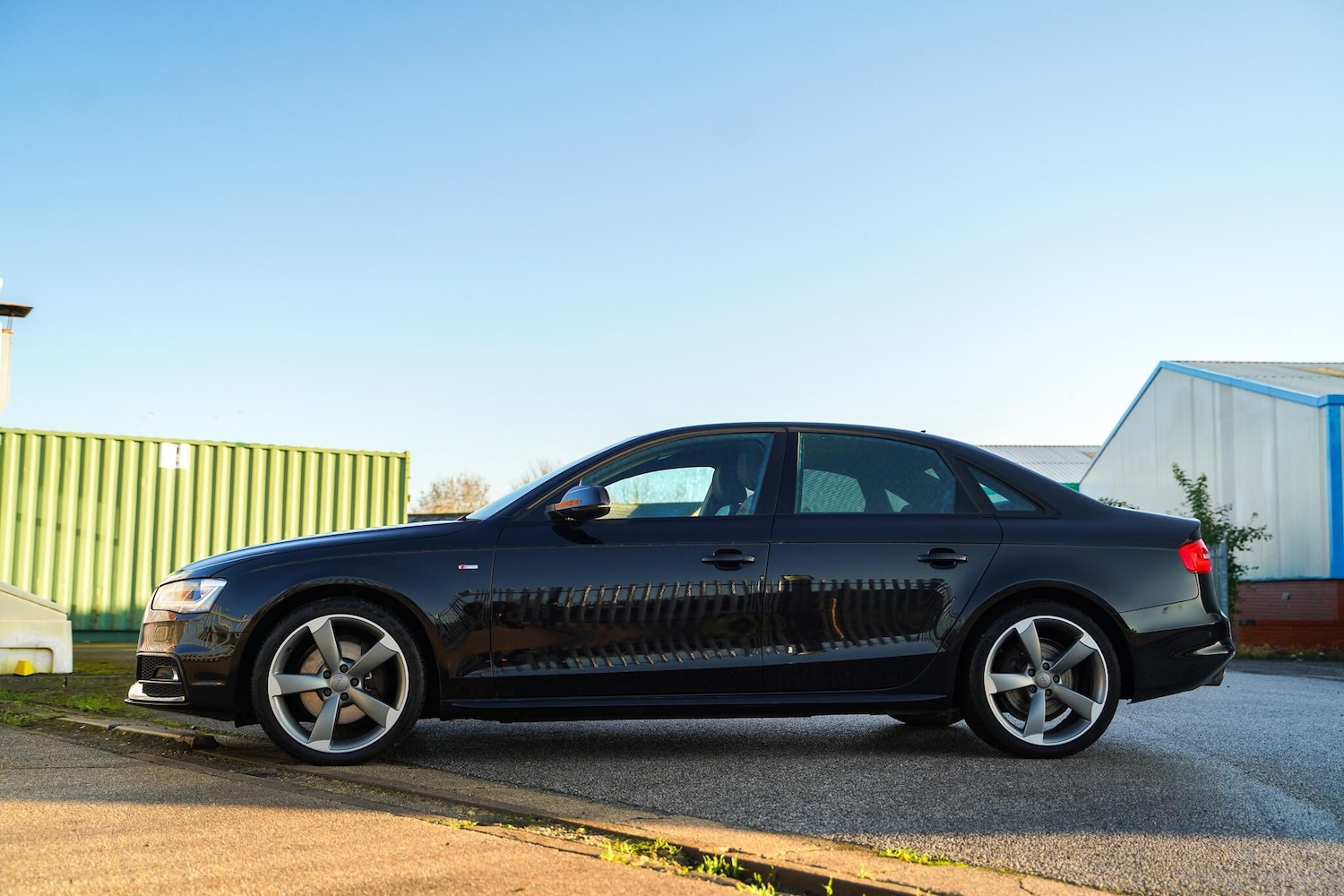 Used Audi A4 2014 for sale - 76801385: Photo 25