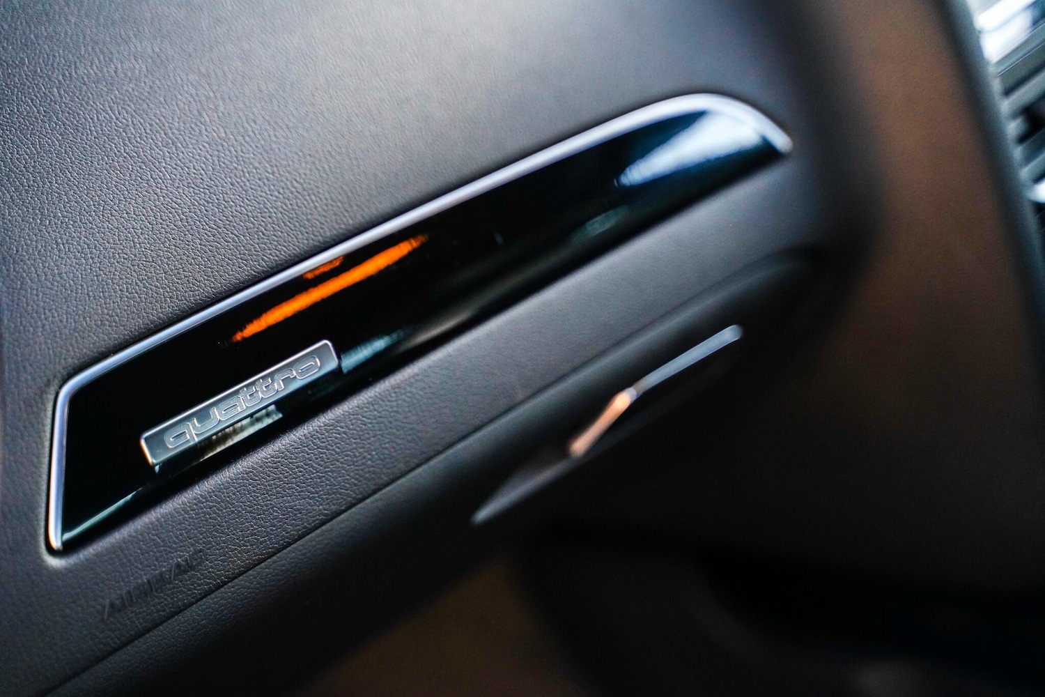 Used Audi A4 2014 for sale - 76801385: Photo 52