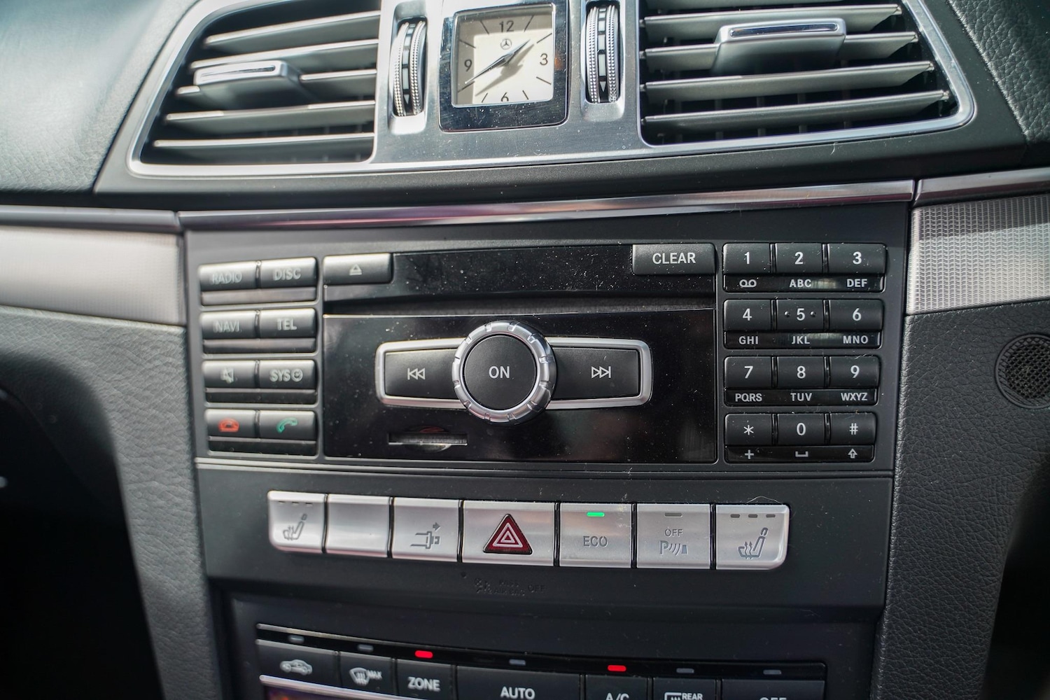 Used Mercedes-Benz E Class 2014 for sale - 76188966: Photo 33