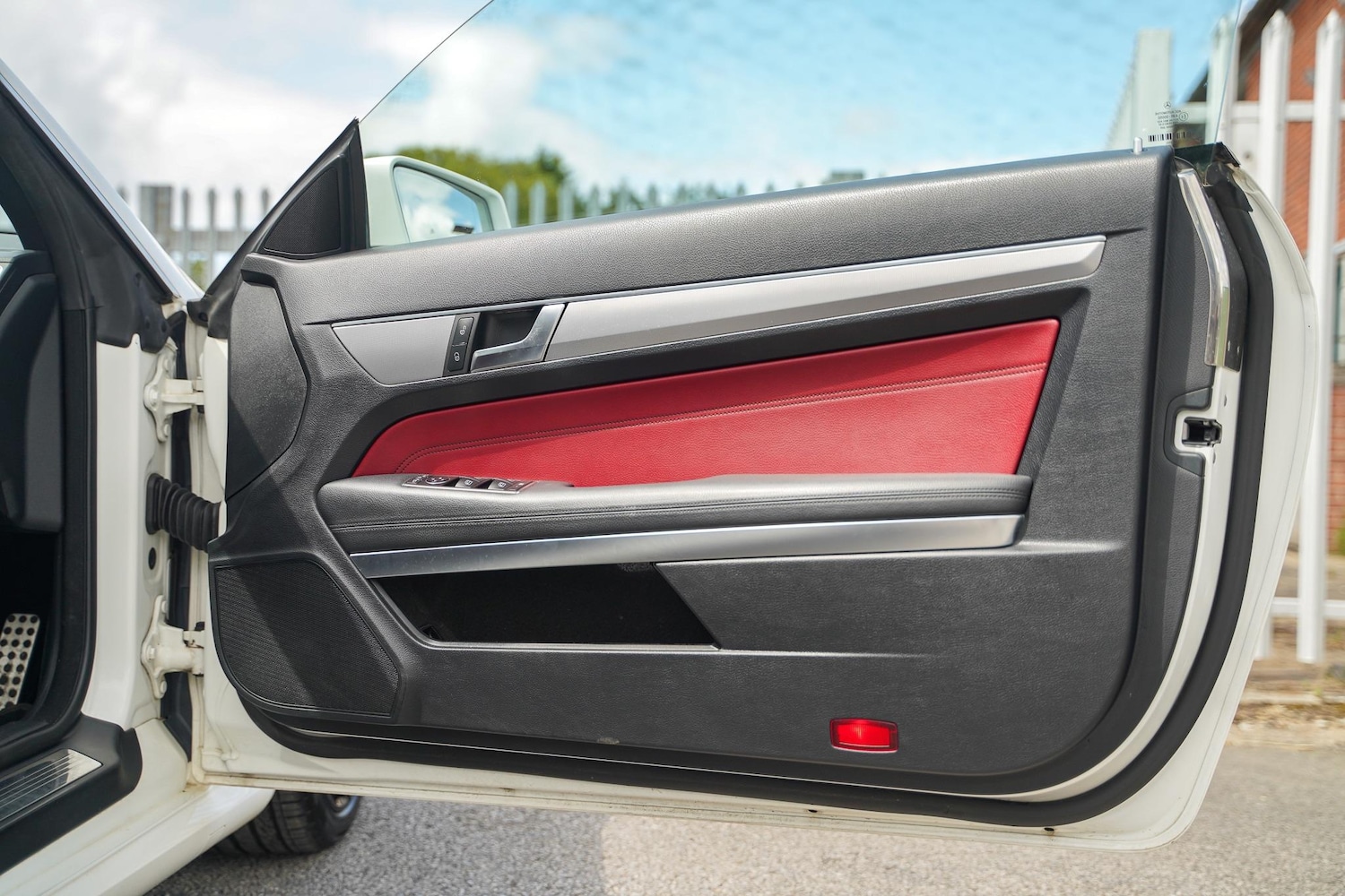 Used Mercedes-Benz E Class 2014 for sale - 76188966: Photo 37