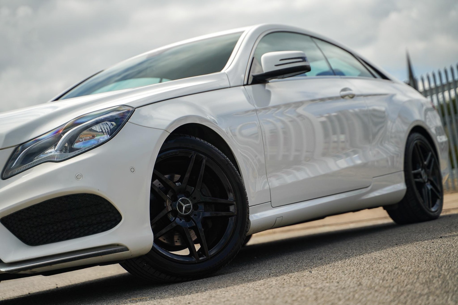 Used Mercedes-Benz E Class 2014 for sale - 76188966: Photo 4