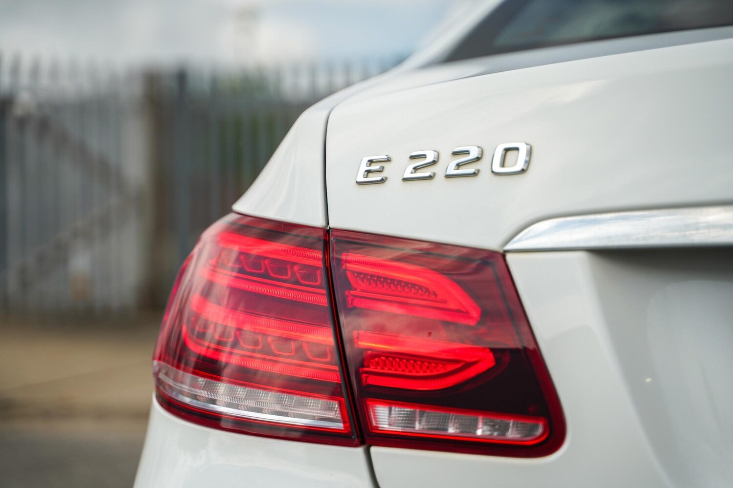 Used Mercedes-Benz E Class 2014 for sale - 76188966: Photo 45