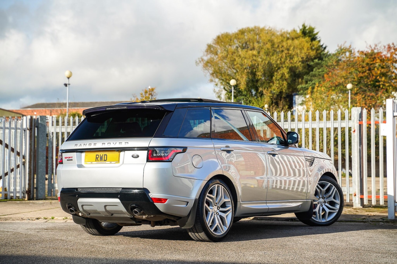 Used Land Rover Range Rover Sport 2014 for sale - 76409249: Photo 17