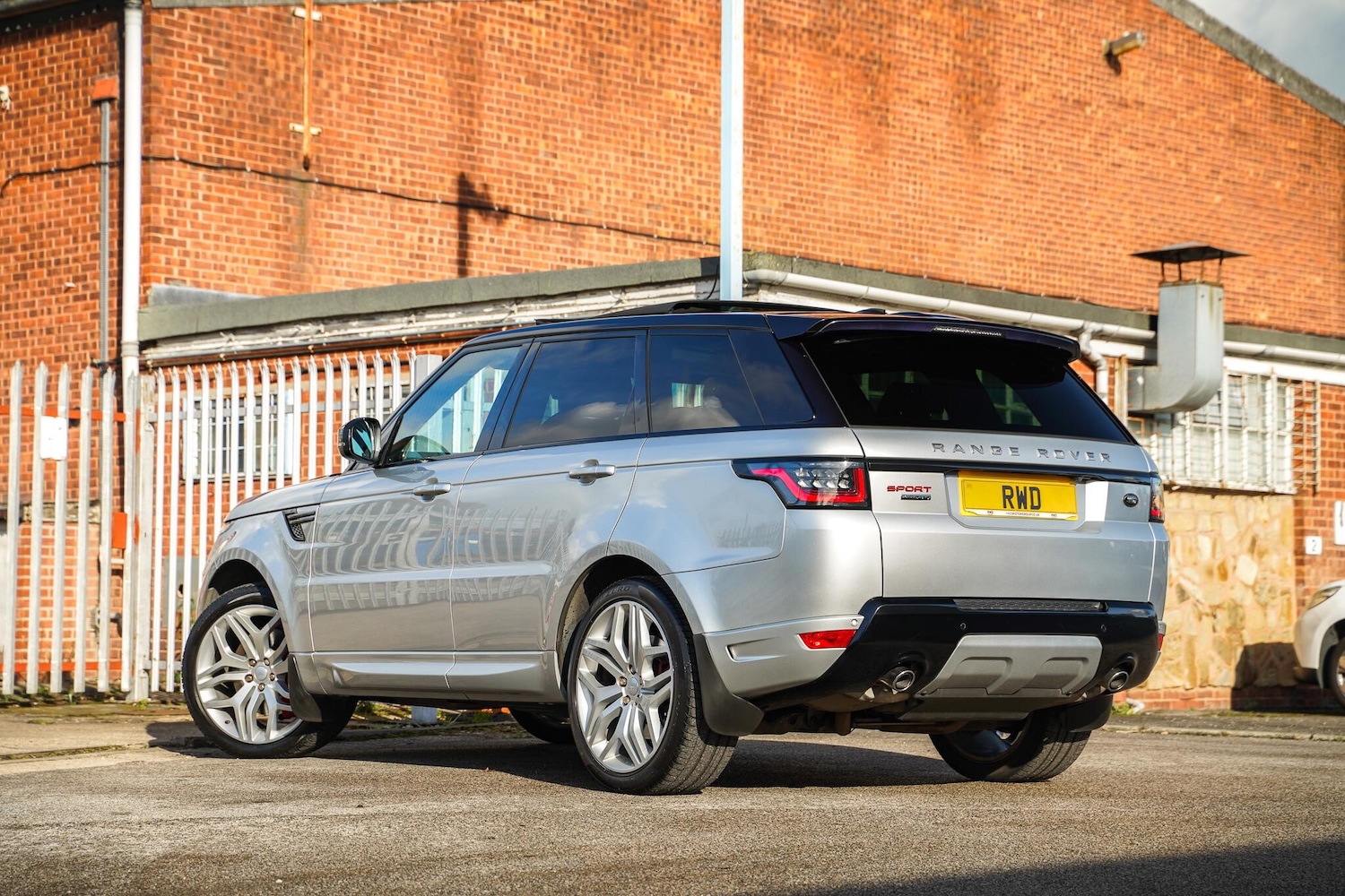 Used Land Rover Range Rover Sport 2014 for sale - 76409249: Photo 19