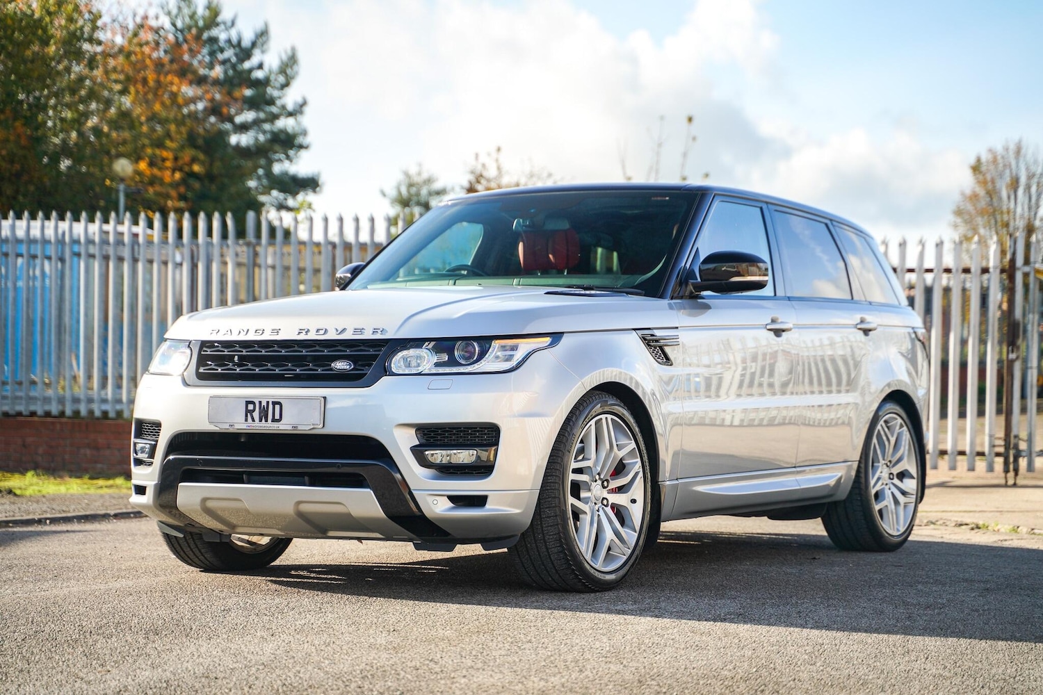 Used Land Rover Range Rover Sport 2014 for sale - 76409249: Photo 3
