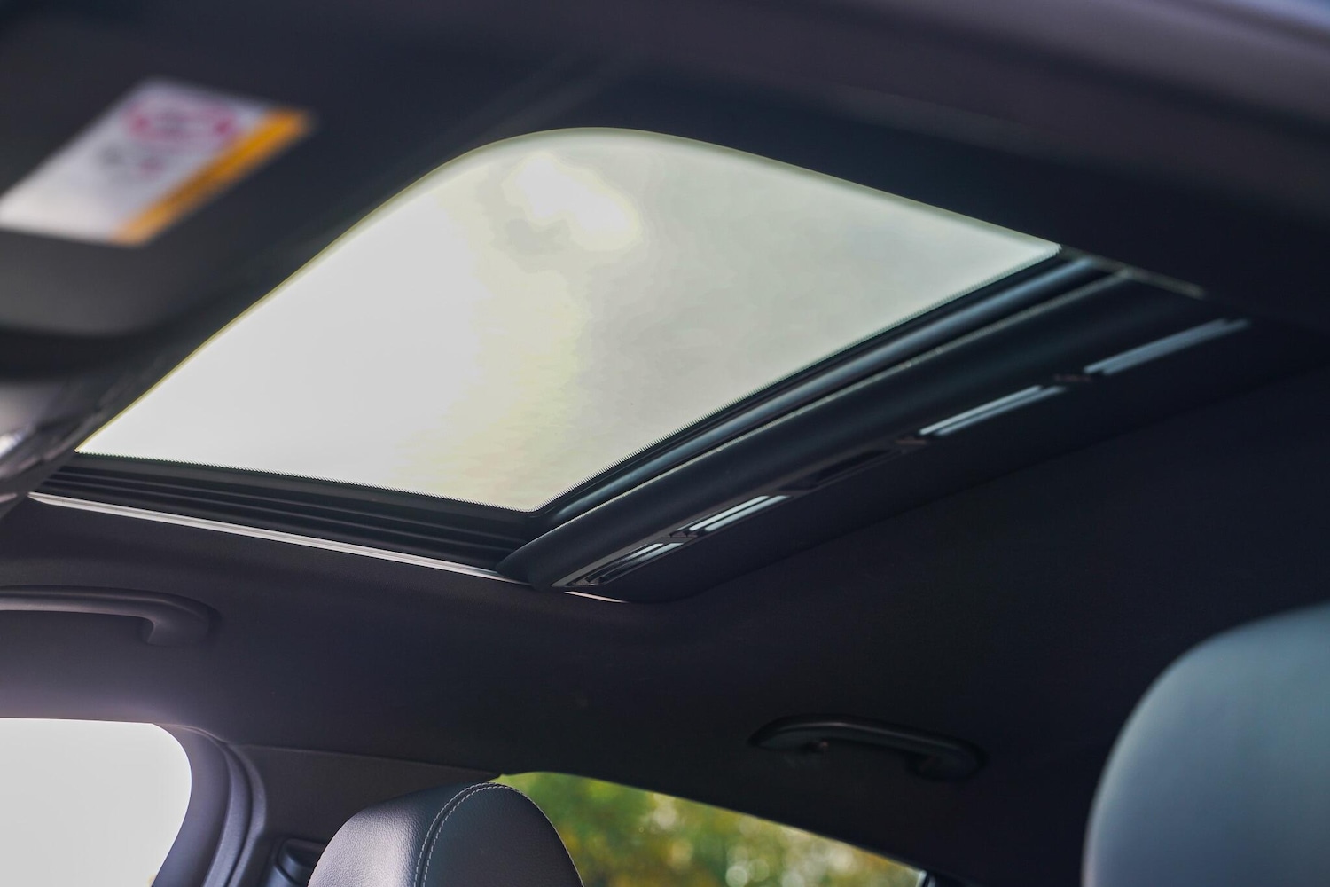 Used Mercedes-Benz GLC 2021 for sale - 76408841: Photo 12