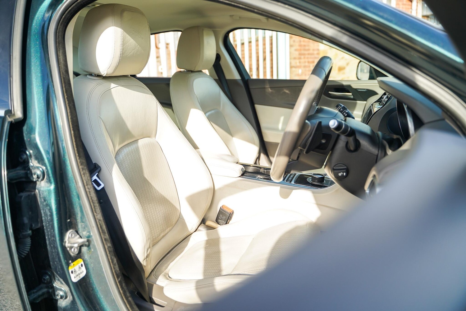 Used Jaguar XE for sale - 77671164: Photo 10