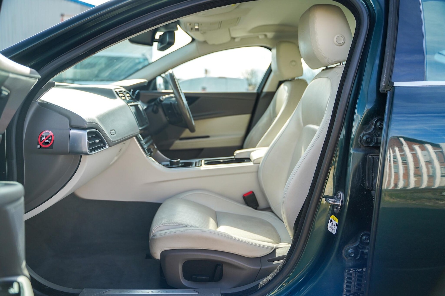 Used Jaguar XE for sale - 77671164: Photo 23