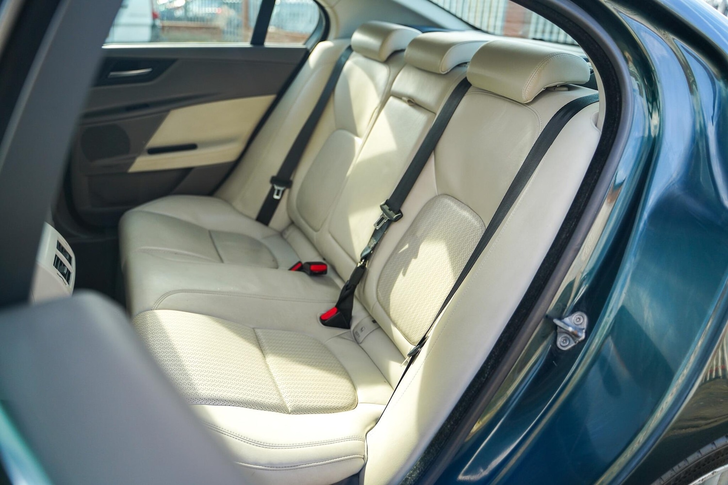 Used Jaguar XE for sale - 77671164: Photo 25