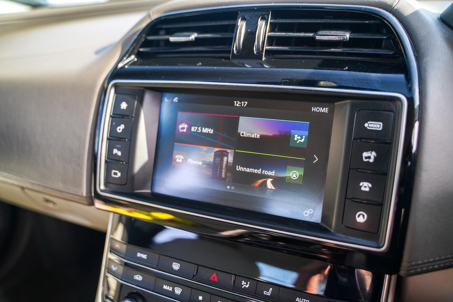 Used Jaguar XE for sale - 77671164: Photo 45