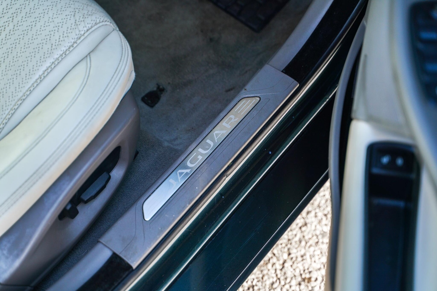 Used Jaguar XE for sale - 77671164: Photo 48