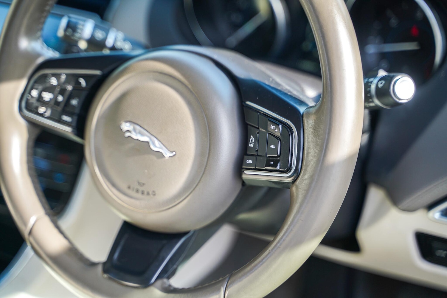 Used Jaguar XE for sale - 77671164: Photo 54