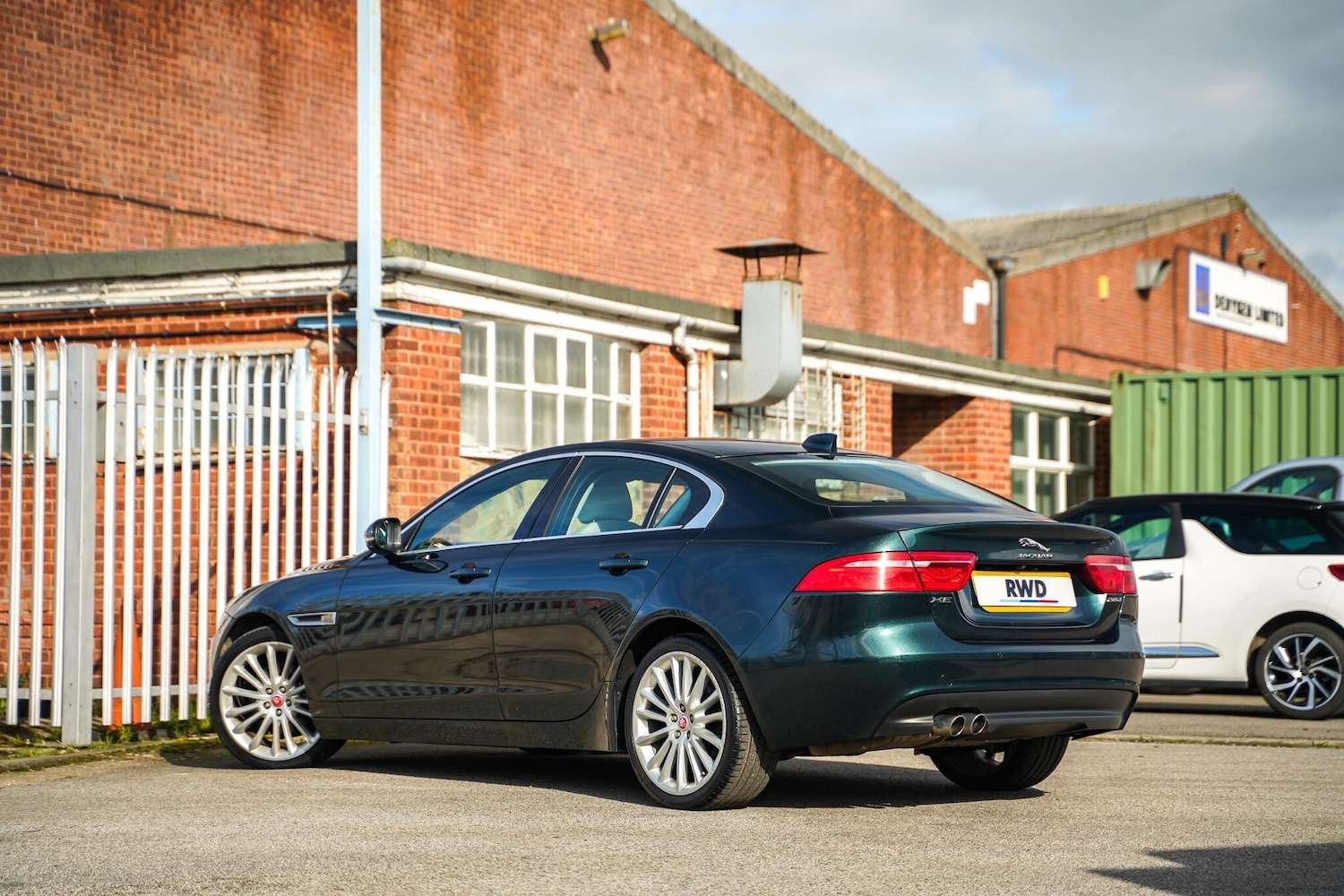 Used Jaguar XE for sale - 77671164: Photo 60
