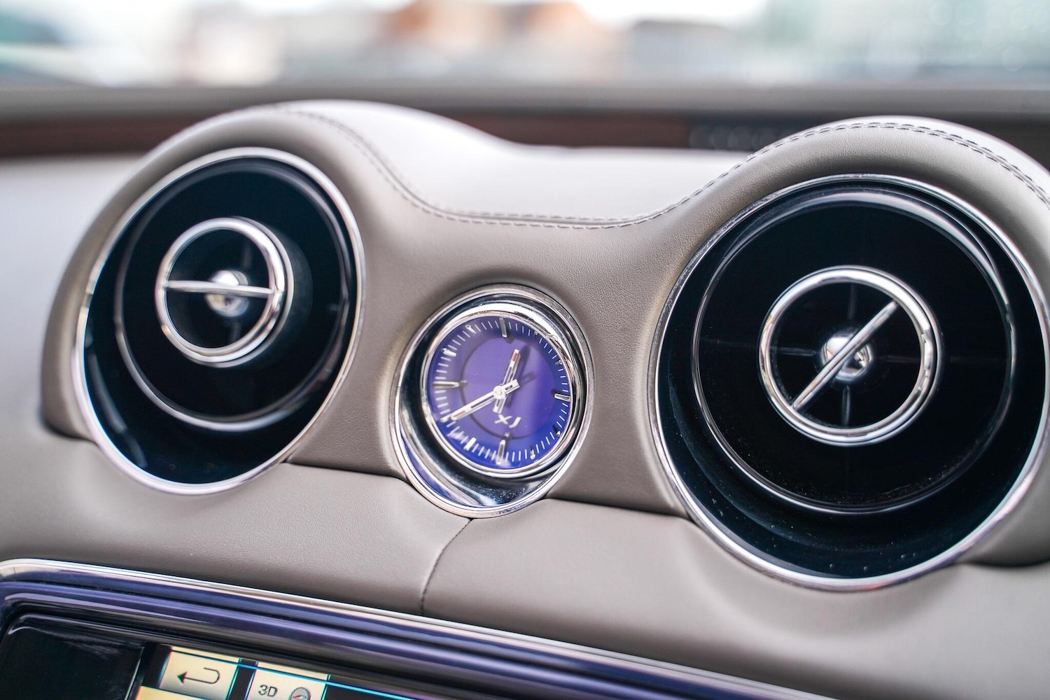 Used Jaguar XJ 2012 for sale - 77175248: Photo 57