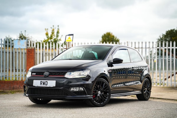 Used Volkswagen Polo 2016 for sale - 76215073: Photo 1