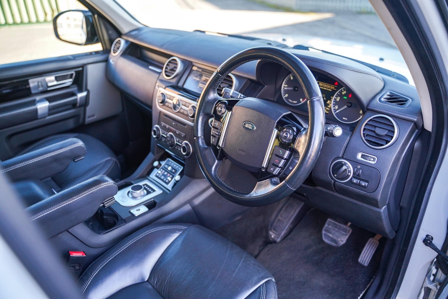 Used Land Rover Discovery 4 2016 for sale - 76377995: Photo 10