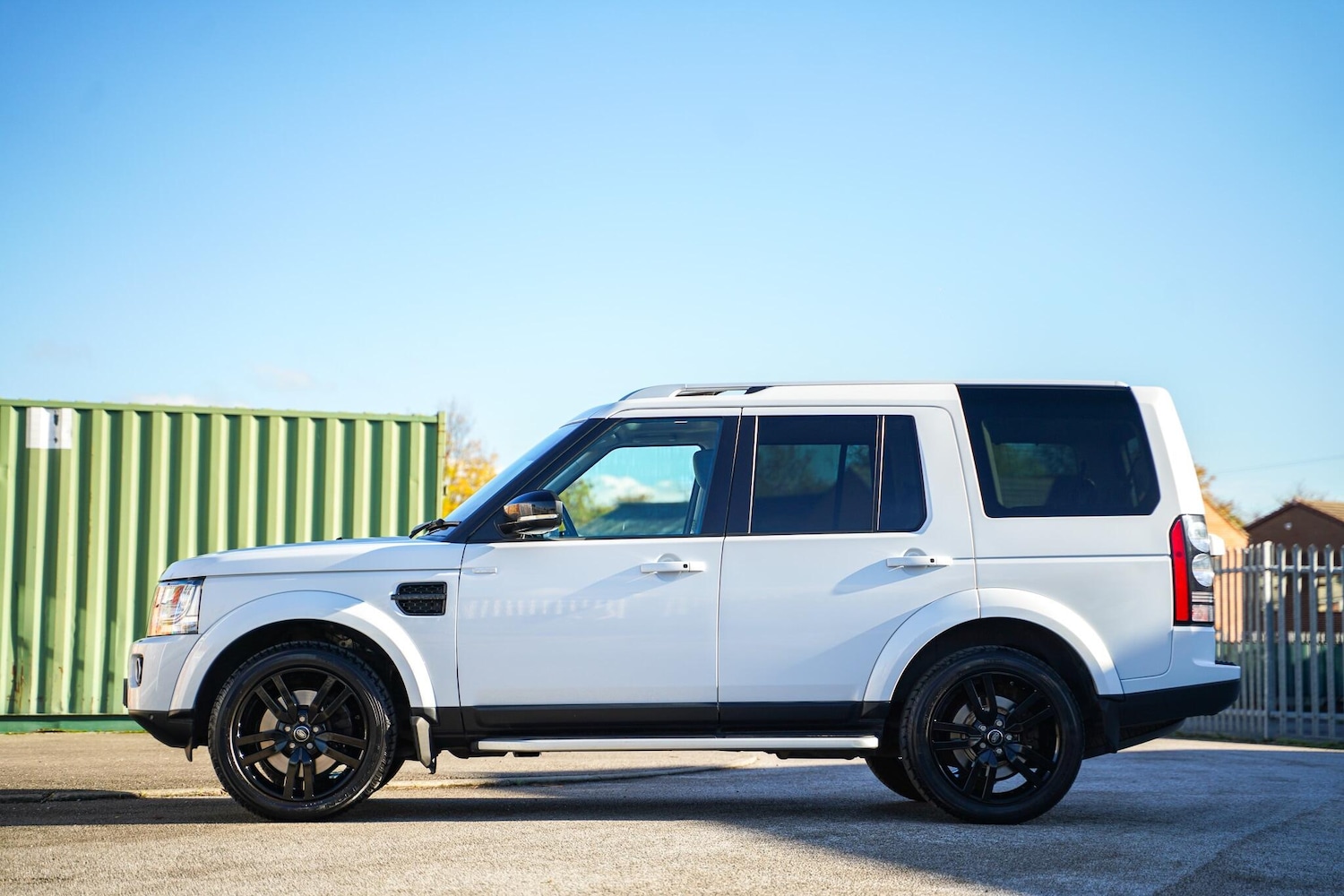 Used Land Rover Discovery 4 2016 for sale - 76377995: Photo 11
