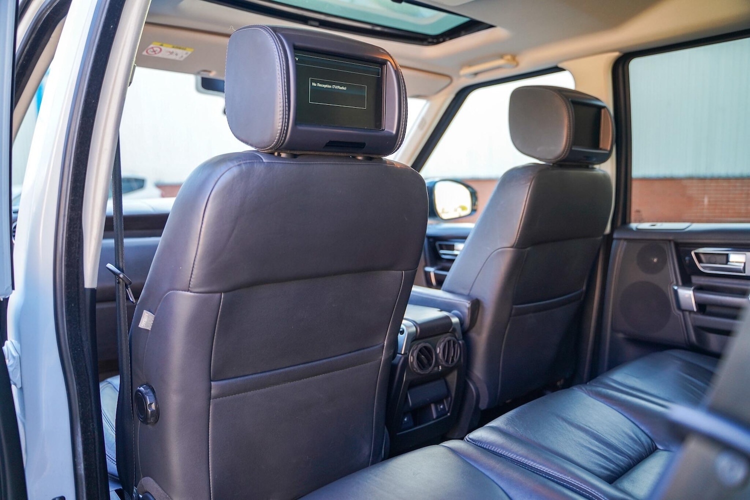 Used Land Rover Discovery 4 2016 for sale - 76377995: Photo 12