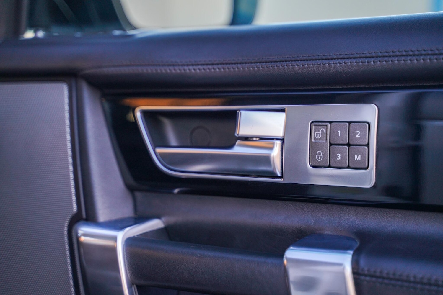 Used Land Rover Discovery 4 2016 for sale - 76377995: Photo 36