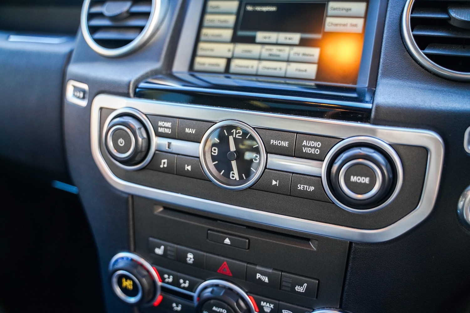 Used Land Rover Discovery 4 2016 for sale - 76377995: Photo 47