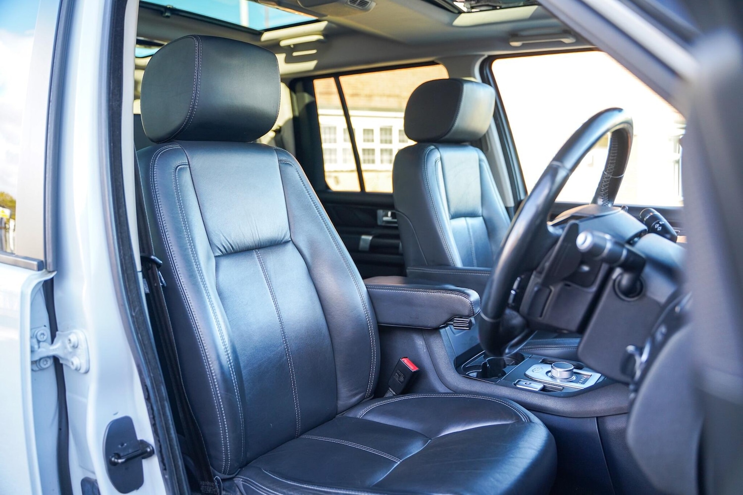 Used Land Rover Discovery 4 2016 for sale - 76377995: Photo 9