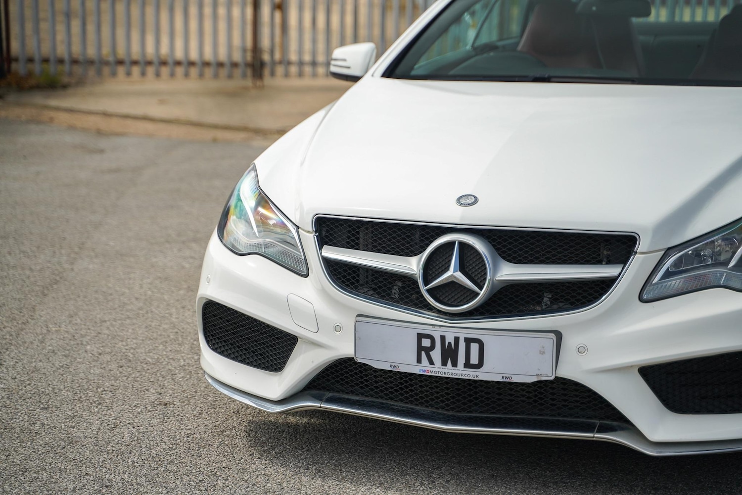 Used Mercedes-Benz E Class 2014 for sale - 77440982: Photo 2