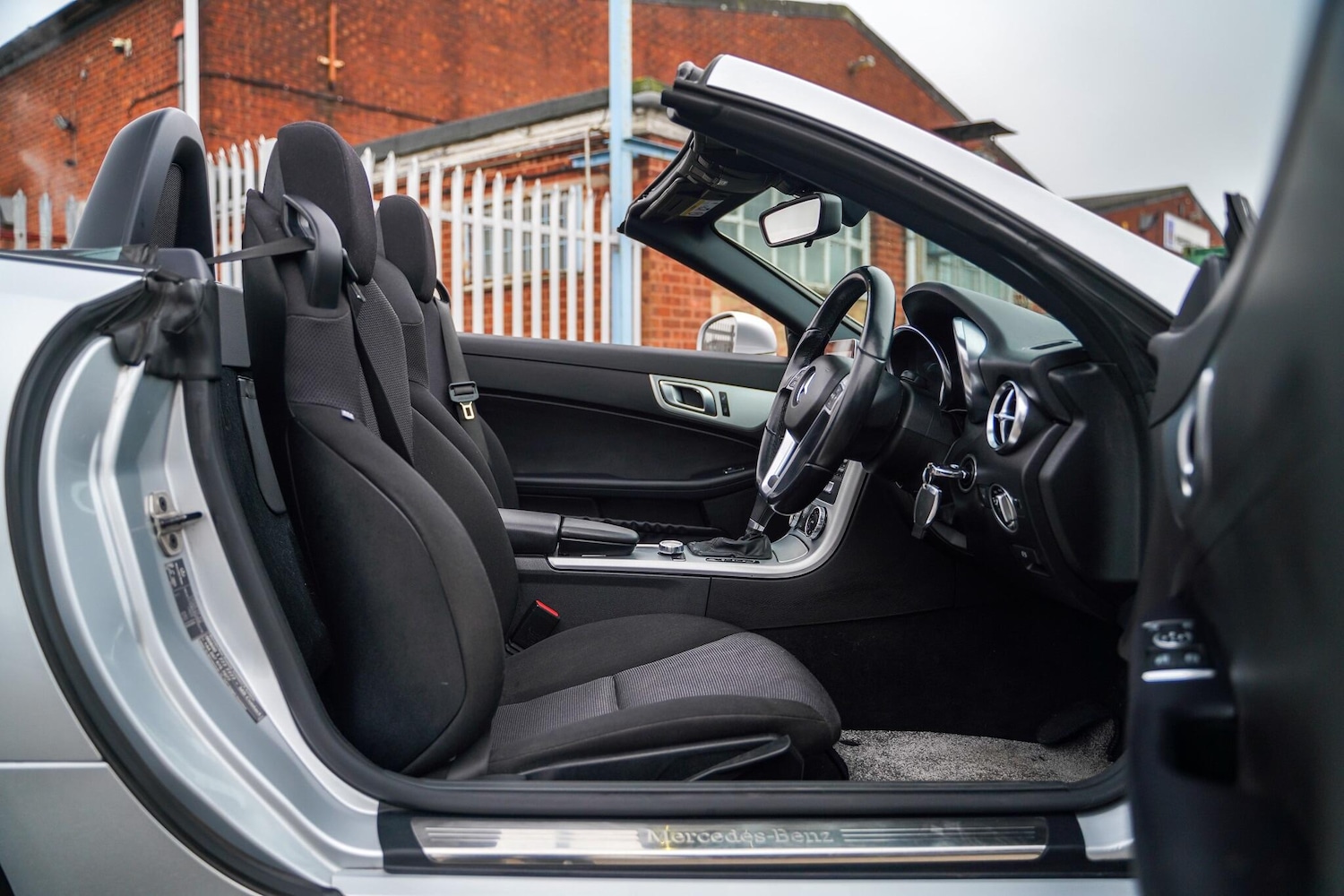 Used Mercedes-Benz SLK 2014 for sale - 77440384: Photo 12