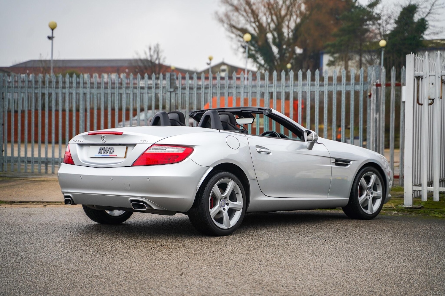 Used Mercedes-Benz SLK 2014 for sale - 77440384: Photo 17