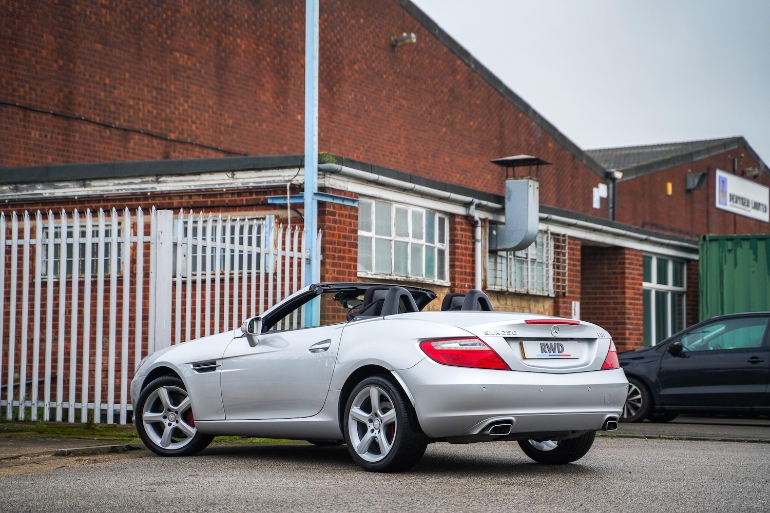 Used Mercedes-Benz SLK 2014 for sale - 77440384: Photo 38