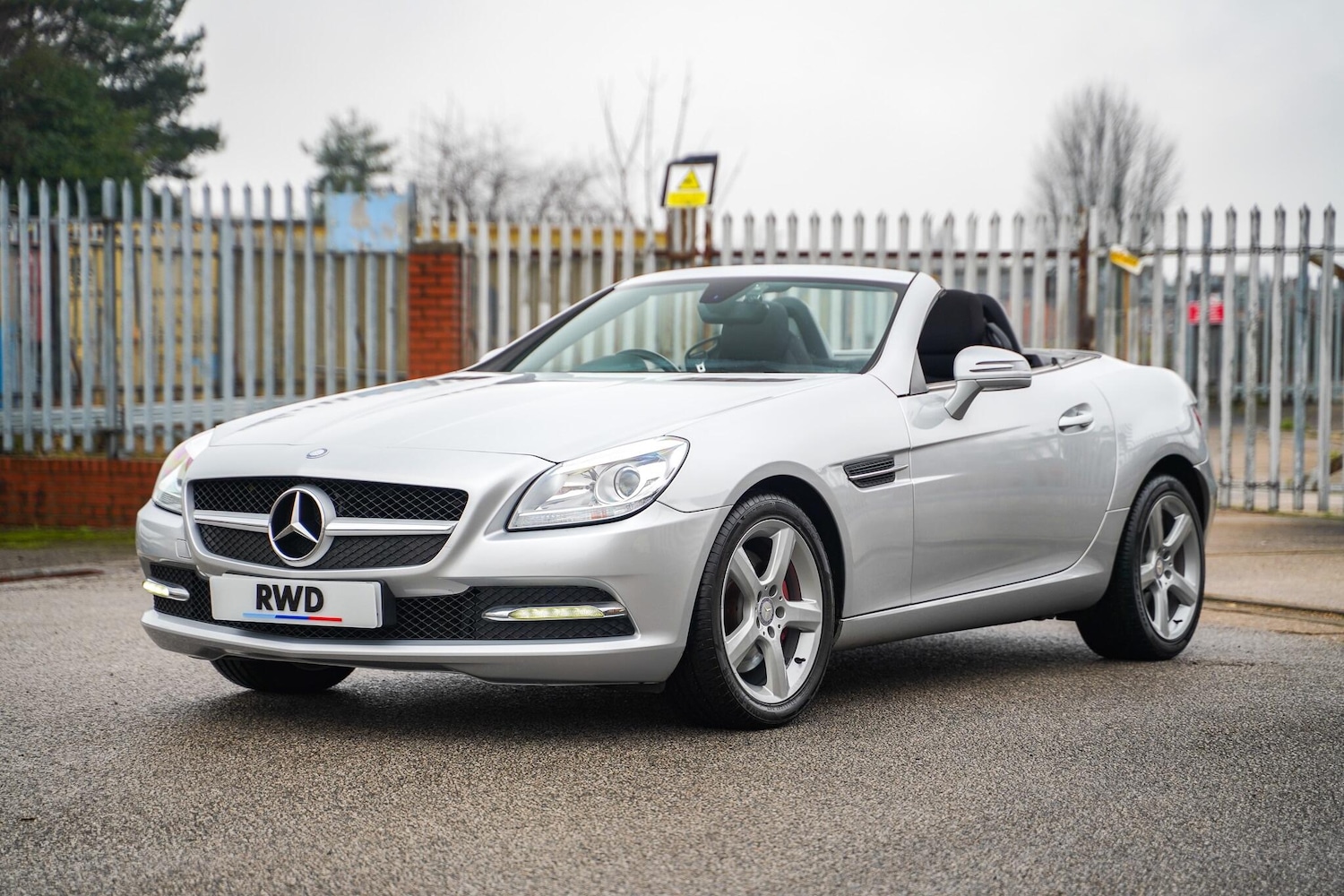 Used Mercedes-Benz SLK 2014 for sale - 77440384: Photo 4
