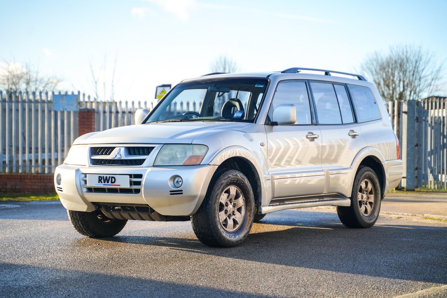 Used Mitsubishi Shogun 2003 for sale - 77424854: Photo 2