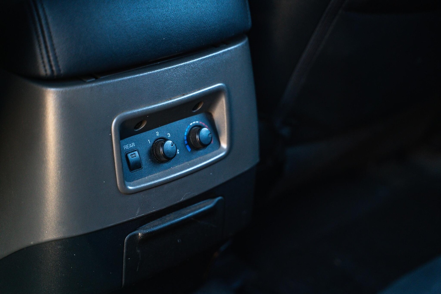 Used Mitsubishi Shogun 2003 for sale - 77424854: Photo 39