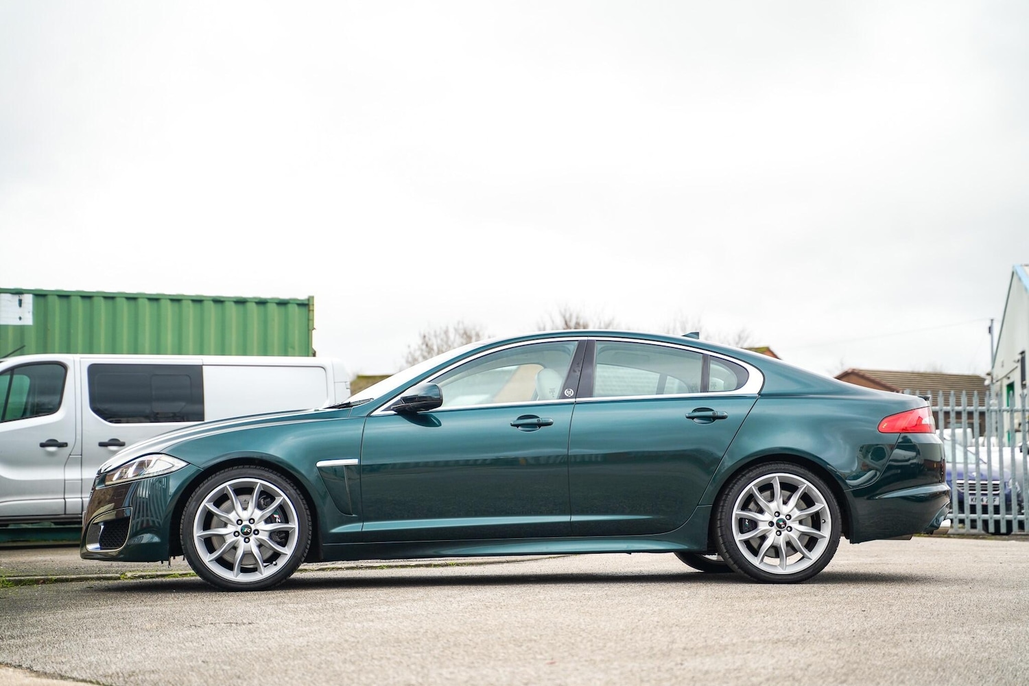 Used Jaguar XF 2013 for sale - 77538471: Photo 10