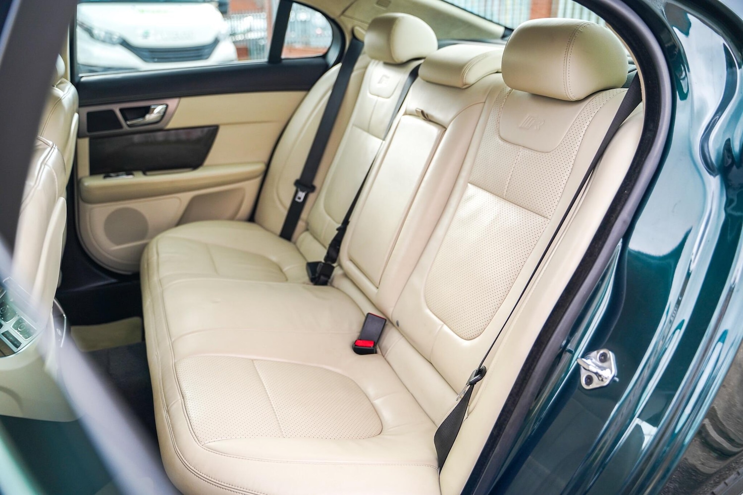 Used Jaguar XF 2013 for sale - 77538471: Photo 15