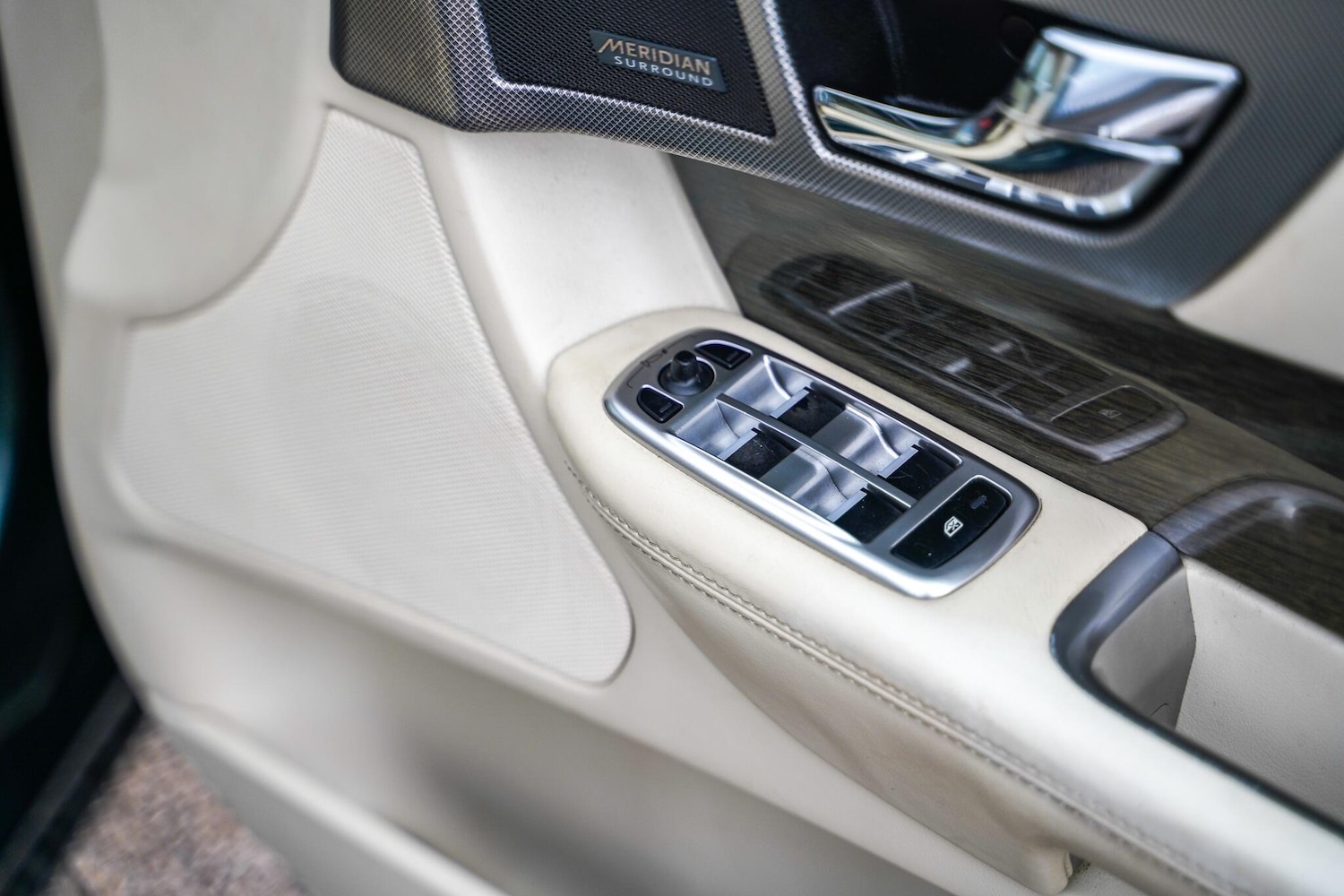 Used Jaguar XF 2013 for sale - 77538471: Photo 32