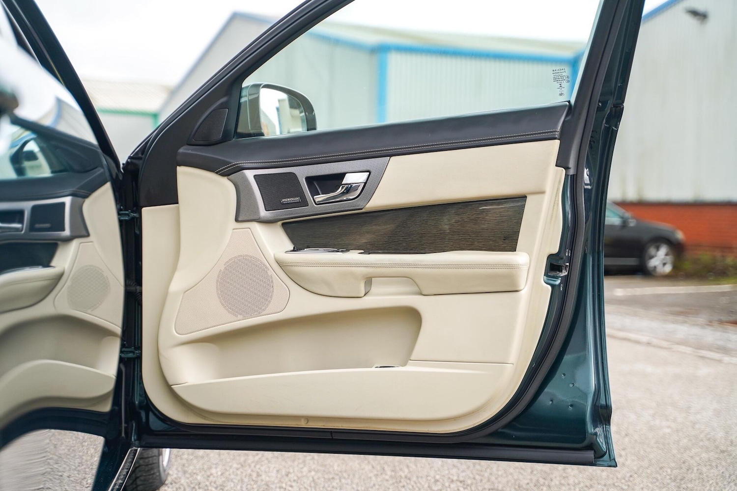 Used Jaguar XF 2013 for sale - 77538471: Photo 34