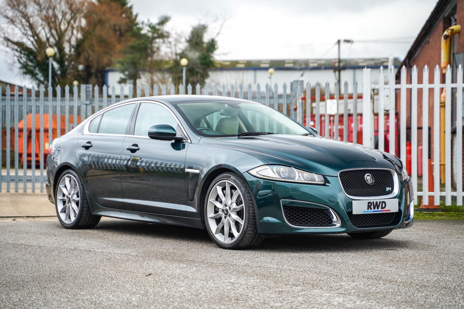 Used Jaguar XF 2013 for sale - 77538471: Photo 5