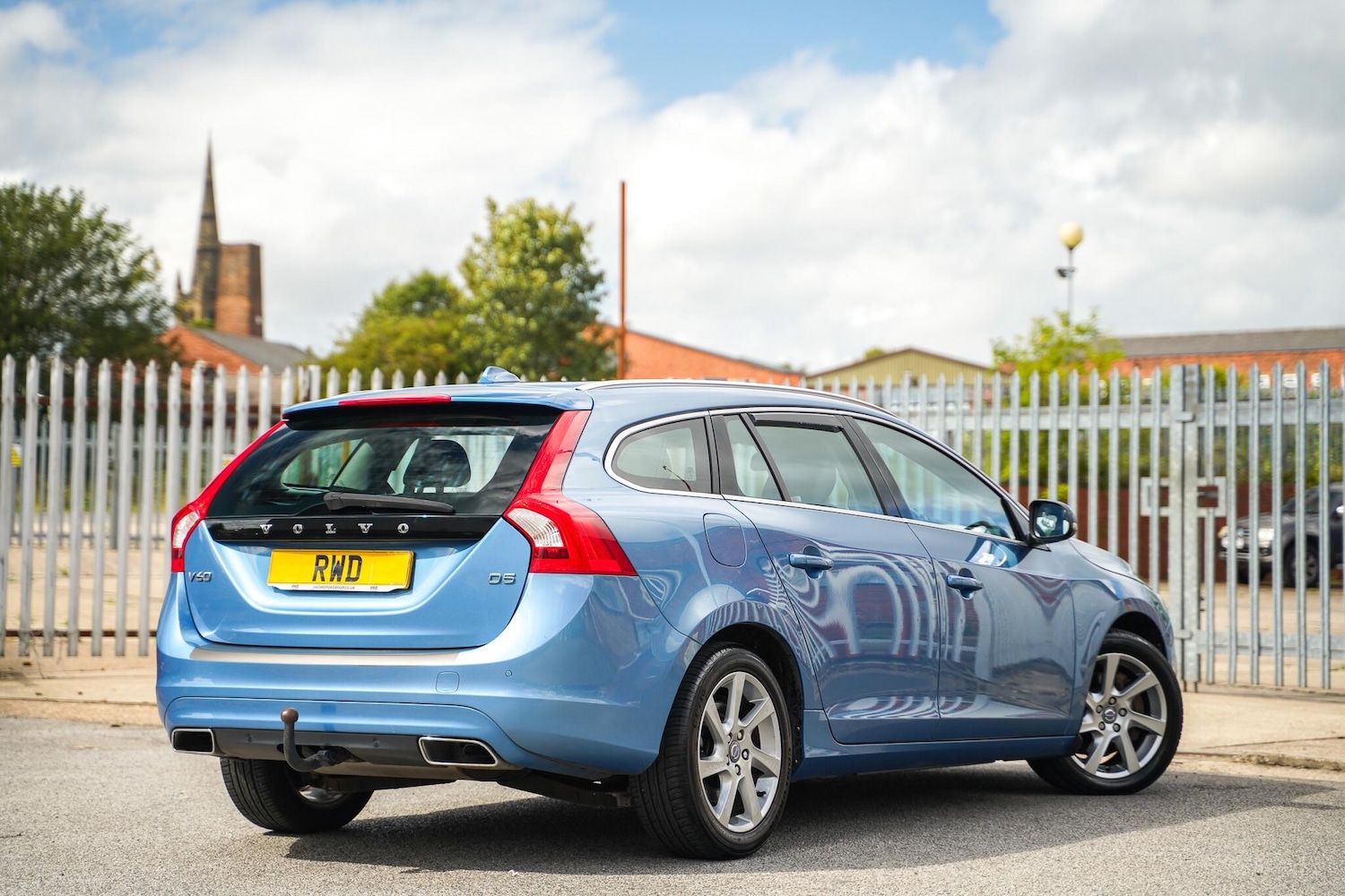 Used Volvo V60 2014 for sale - 77057273: Photo 22