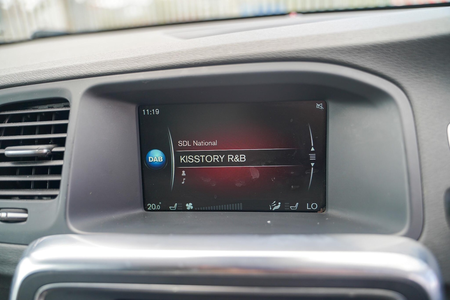 Used Volvo V60 2014 for sale - 77057273: Photo 35