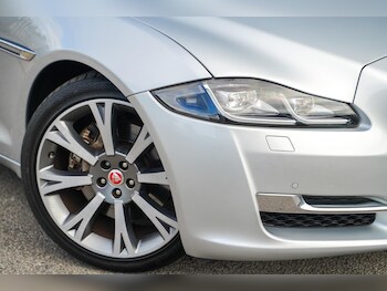Used Jaguar XJ 2017 for sale - 78684934: Photo