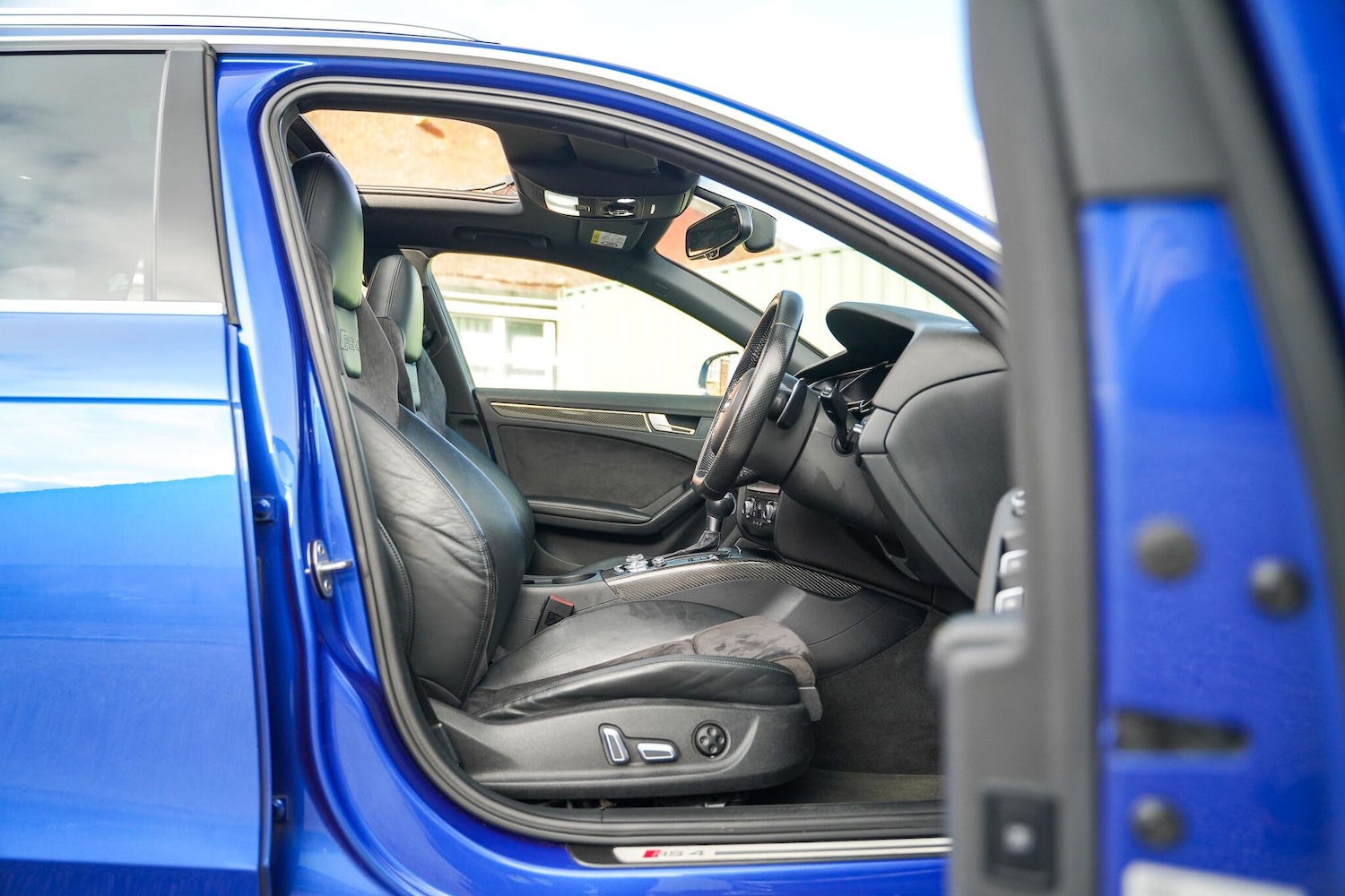 Used Audi RS4 2015 for sale - 77314846: Photo 59